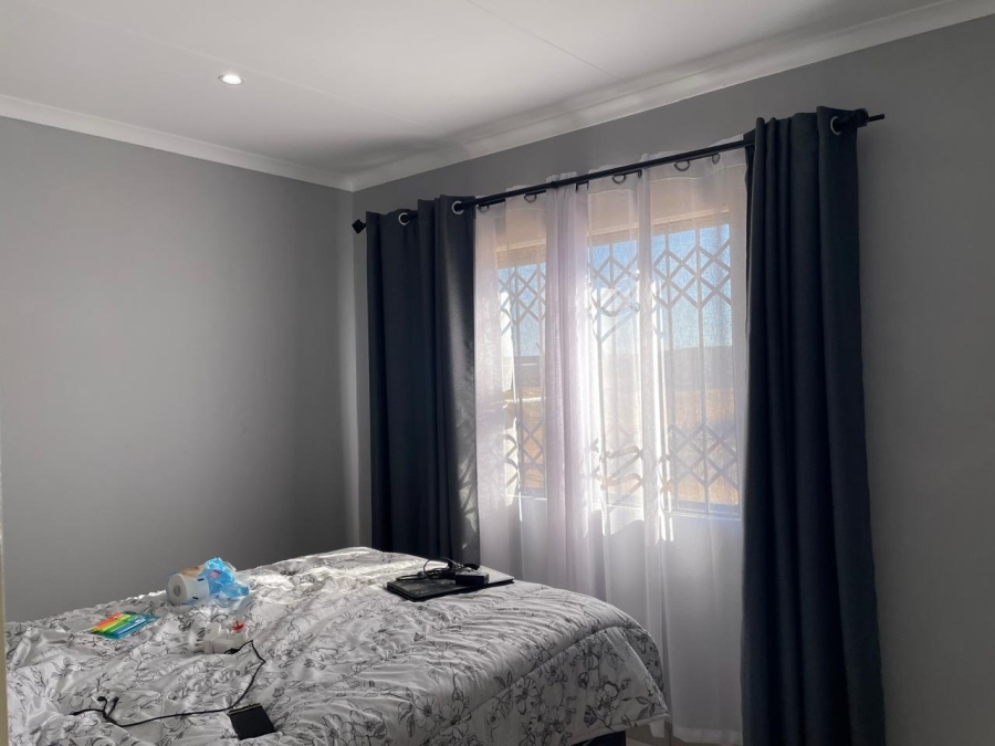 2 Bedroom Property for Sale in Mogwase North West